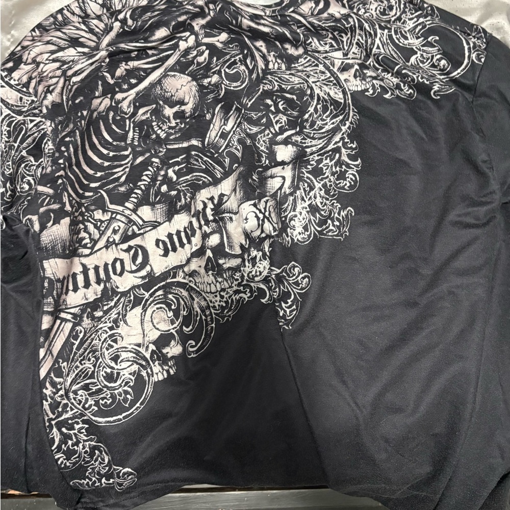 💙3/$8💙SHEIN Black Short Sleeve Shirt with White Skull Graphic
